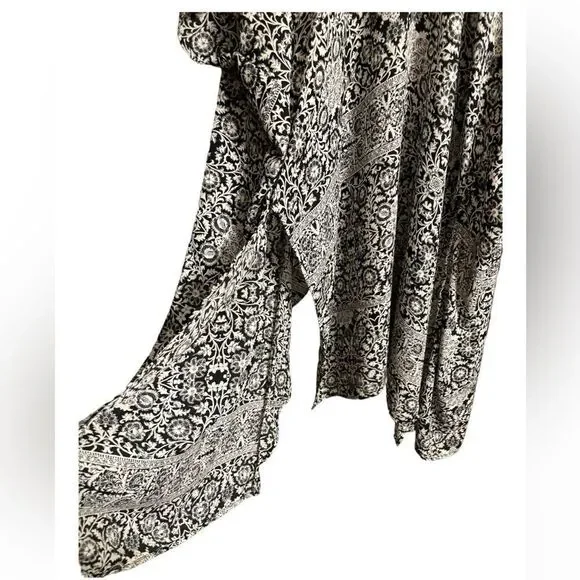 LEITH•Kimono  - Picture 5 of 7